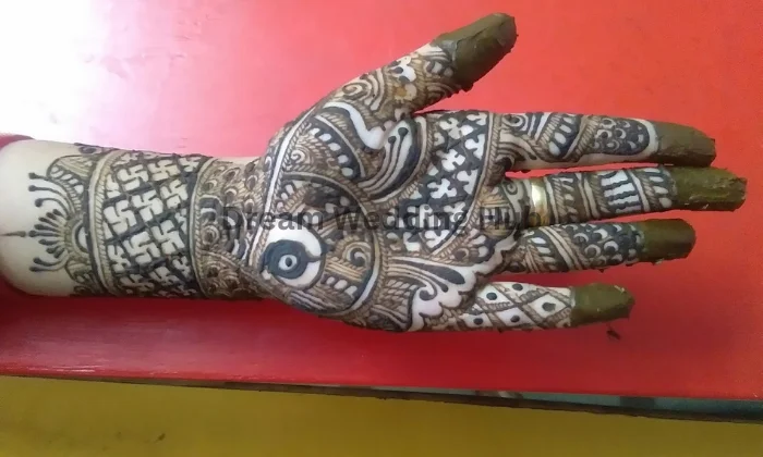 Sai Sona Mehndi and makeup artist